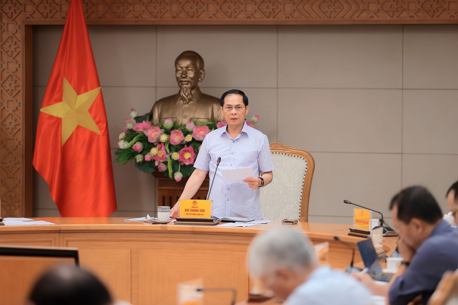 Phó Thủ tướng yêu cầu xử lý, giải quyết khó khăn, vướng mắc các dự án trọng điểm ngành năng lượng”