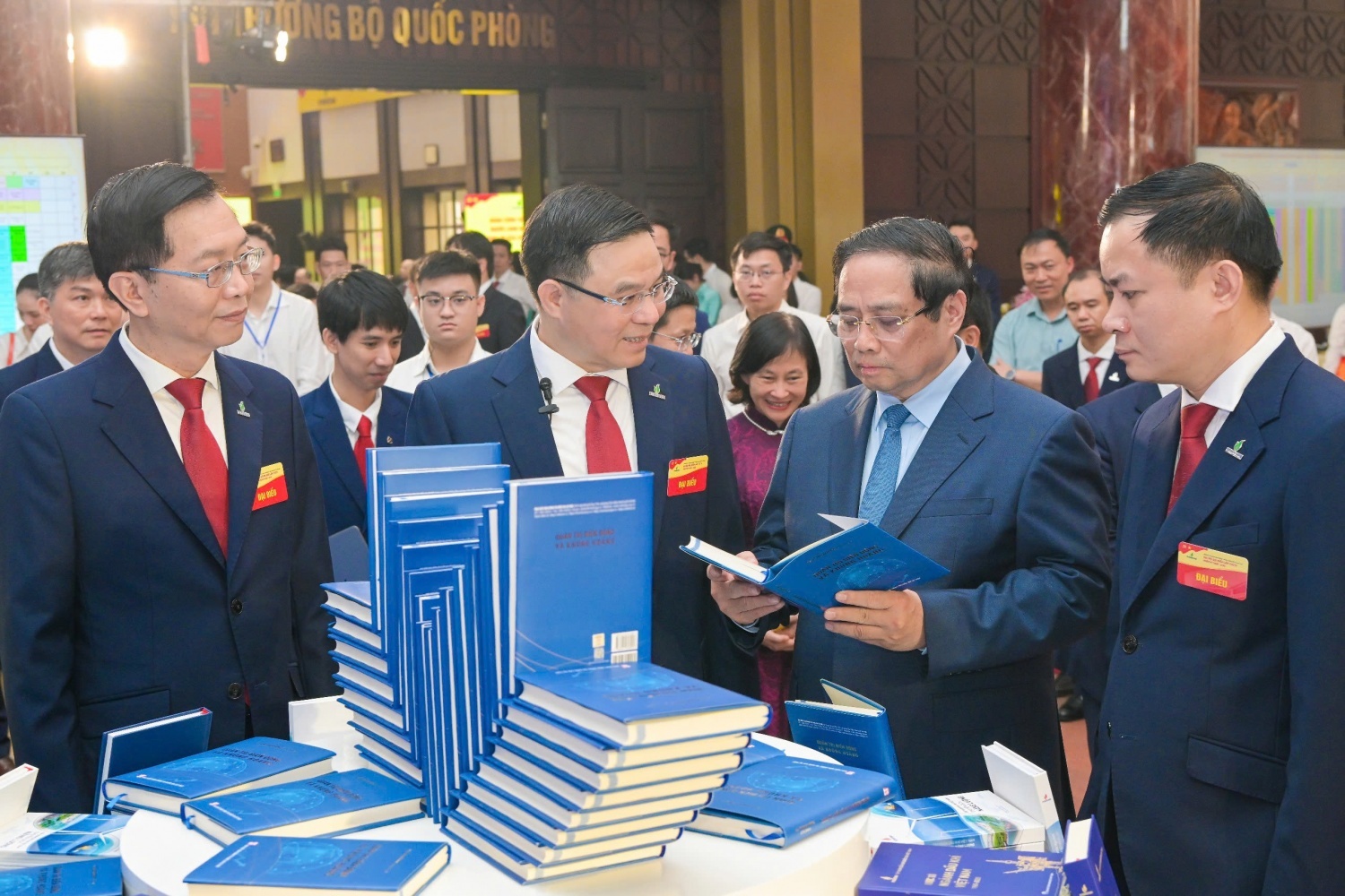 “Quản trị Biến động và Khủng hoảng” được vinh danh top 10 sách hay do doanh nhân viết năm 2025”