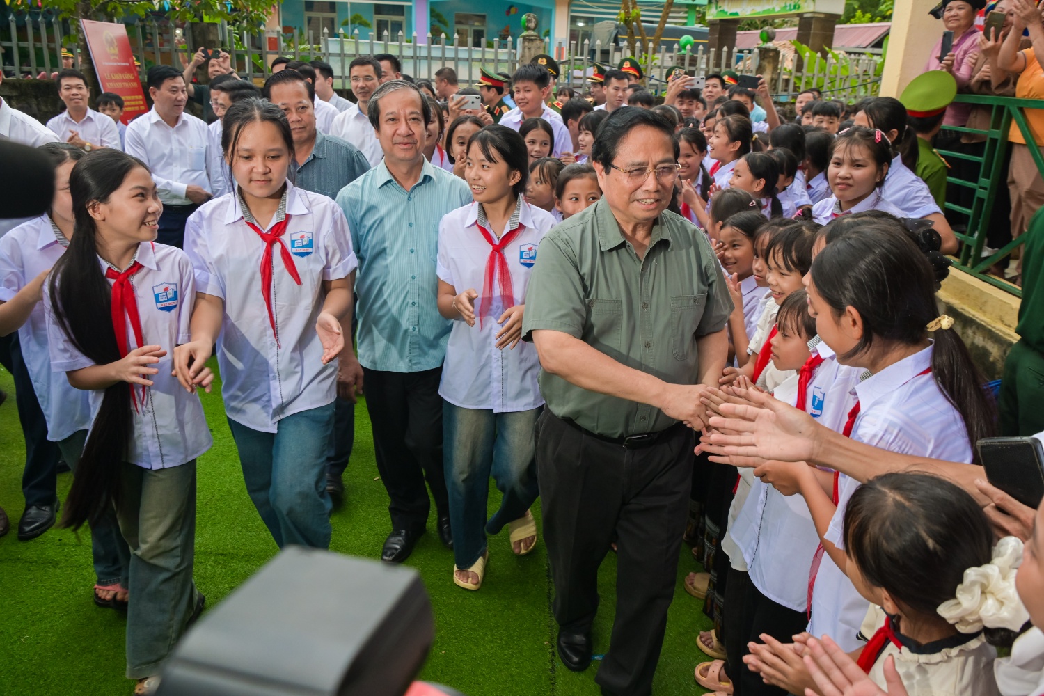 [Chùm ảnh] Thủ tướng Phạm Minh Chính dự lễ khởi công Trường nội trú liên cấp Bát Mọt, tỉnh Thanh Hoá”