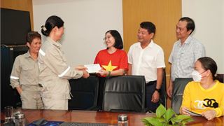 Chuyện về nữ cán bộ công đoàn tận tâm vì người lao động