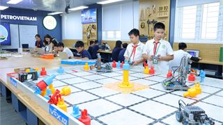 STEM Innovation Petrovietnam là chương trình tiên phong kiến tạo “năng lượng tri thức” quốc gia