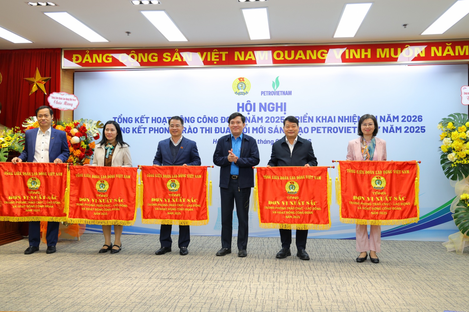 Điểm tựa người lao động, động lực cho đổi mới và phát triển bền vững của Petrovietnam