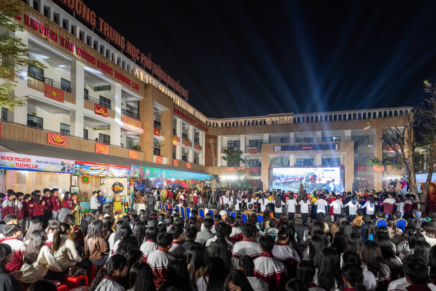 Chương trình tại điểm cầu Lào Cai