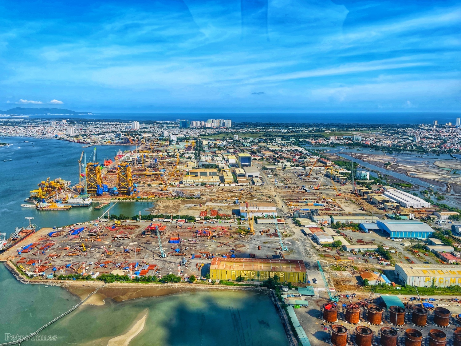 Doanh nghiệp nhà nước và vai trò kiến tạo động lực phát triển đô thị