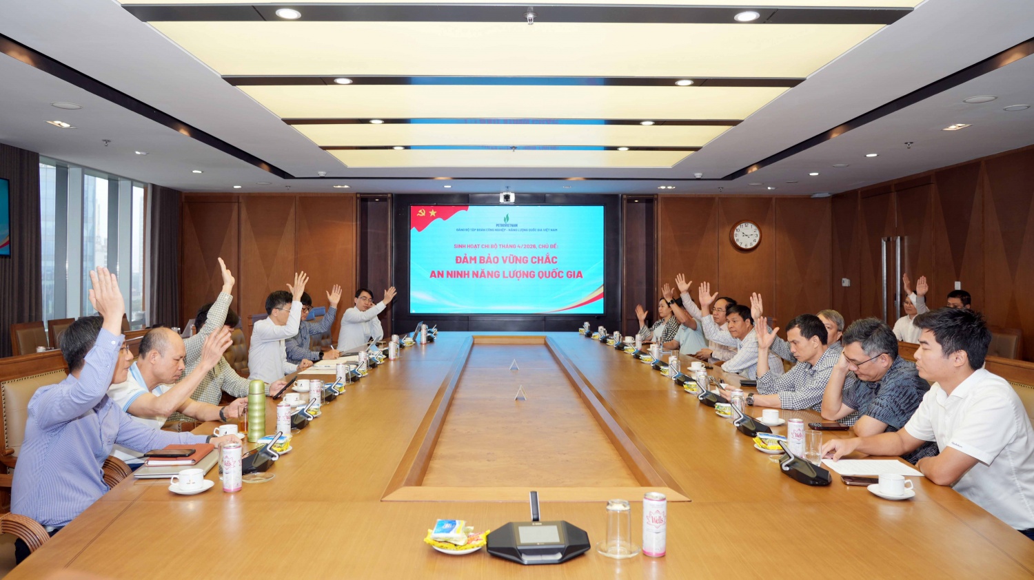 Đảng bộ Bộ máy QL&ĐH Petrovietnam quán triệt nhiệm vụ chính trị gắn với bảo đảm an ninh năng lượng quốc gia