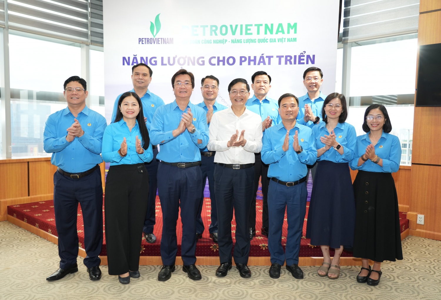 Lãnh đạo Petrovietnam gặp mặt đoàn đại biểu Công đoàn Petrovietnam dự Đại hội Công đoàn Việt Nam lần thứ XIV