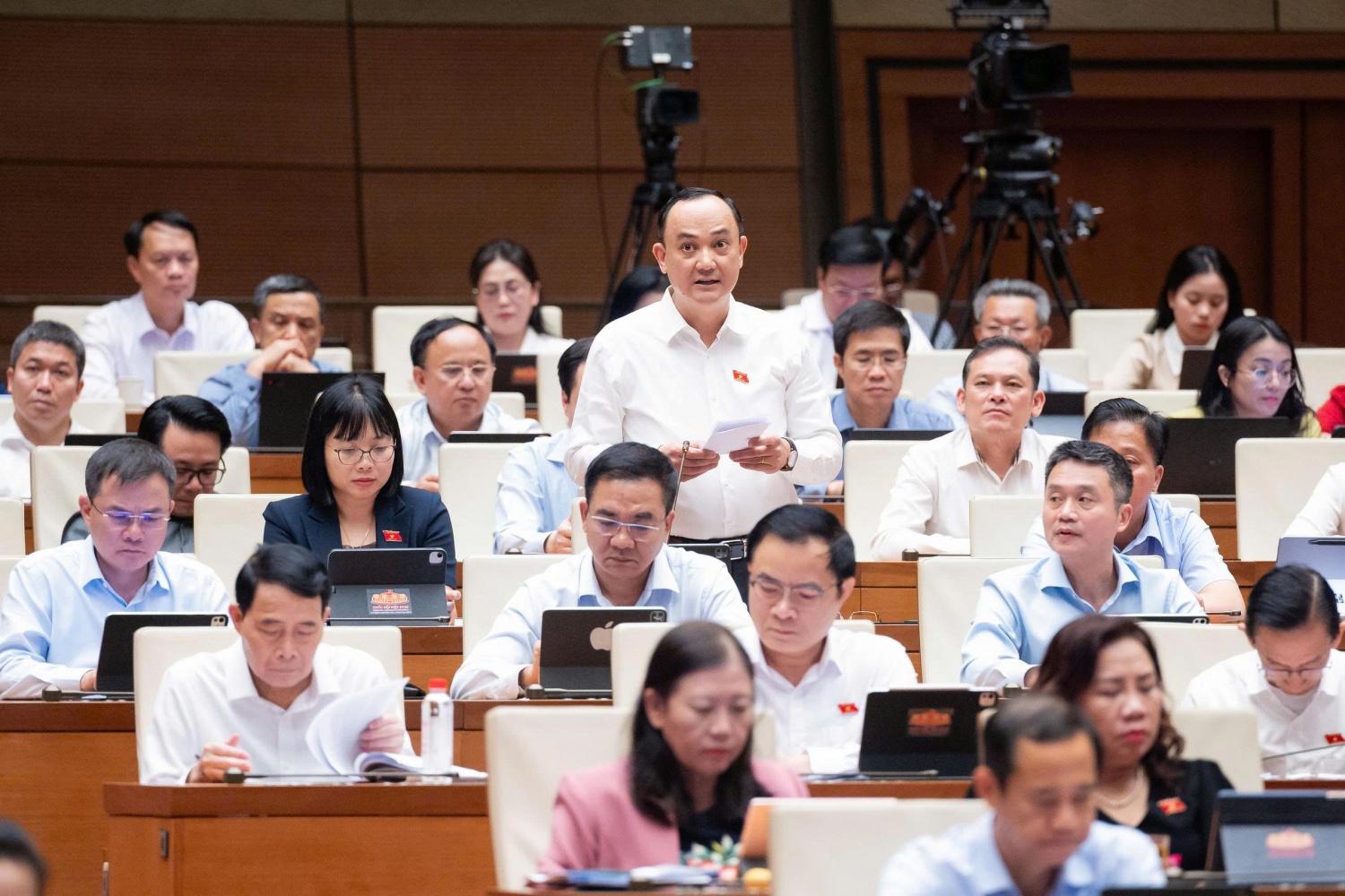 Đại biểu Quốc hội Nguyễn Ngọc Sơn (Đoàn Hải Phòng) phát biểu thảo luận về Luật Dầu khí (sửa đổi).
