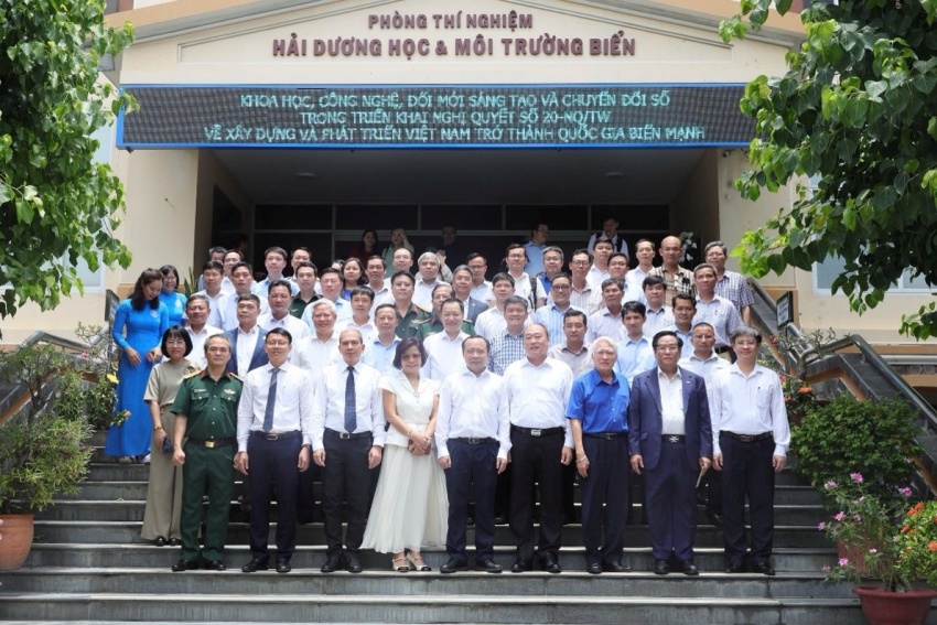 Các đại biểu tham dự Hội thảo