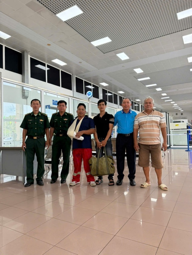 PVEP-NCS phối hợp với gia đình nạn nhân và lực lượng Biên phòng tại cửa khẩu sân bay Vũng Tàu tiếp nhận, hỗ trợ ngư dân khi về đến bờ.