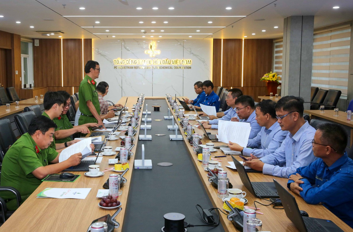Đoàn kiểm tra PCCC&CNCH Công an tỉnh Quảng Ngãi và Ban Quản lý Khu kinh tế Dung Quất và các khu công nghiệp tỉnh Quảng Ngãi làm việc với BSR.