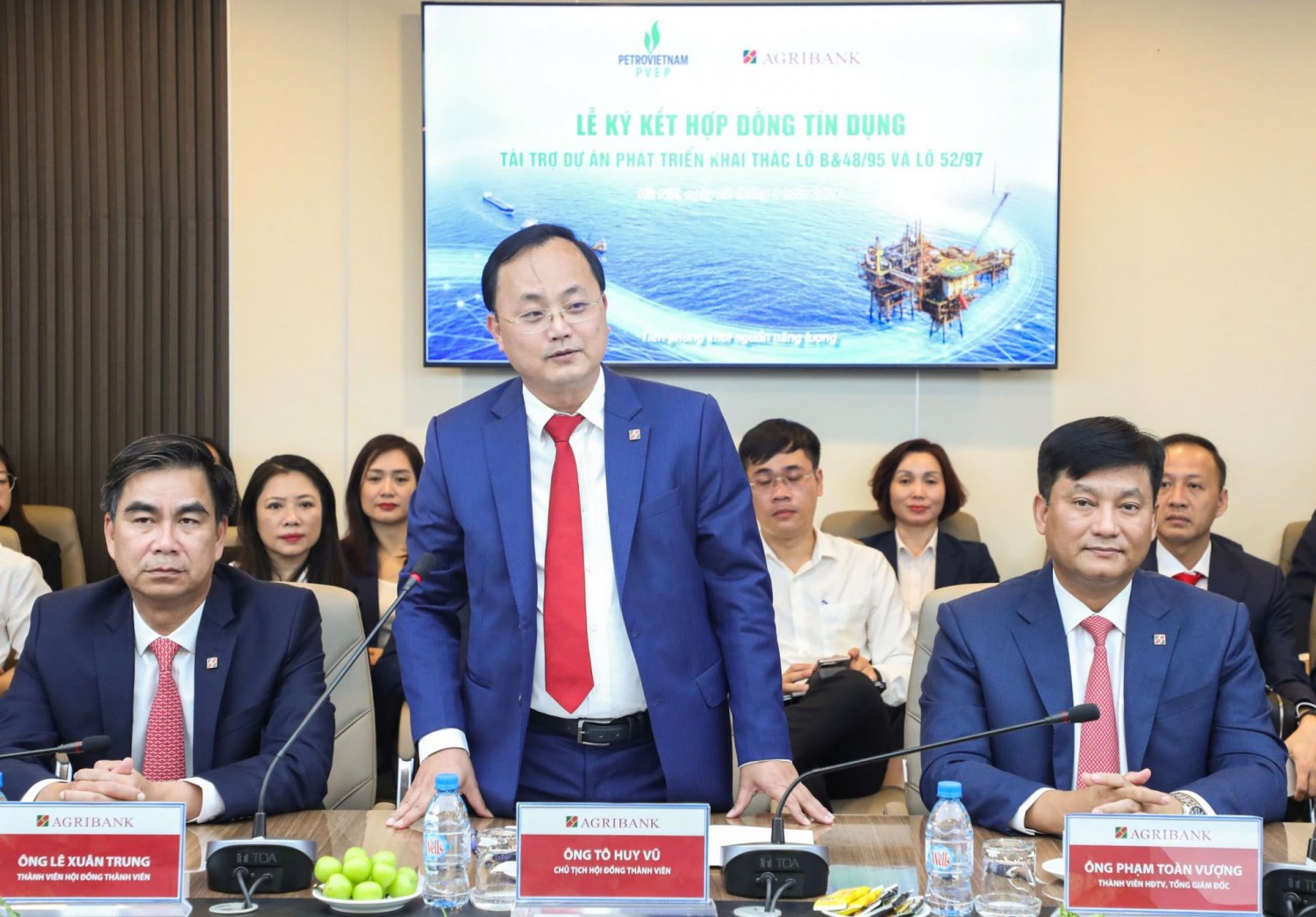 Ông Tô Huy Vũ - Chủ tịch HĐTV Agribank: Agribank sẵn sàng phối hợp với PVEP, cung ứng các giải pháp tài chính phù hợp trong quá trình triển khai dự án.