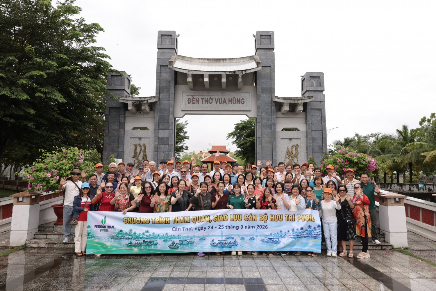 Chương trình tham quan, giao lưu cán bộ hưu trí PVOIL tại Cần Thơ.