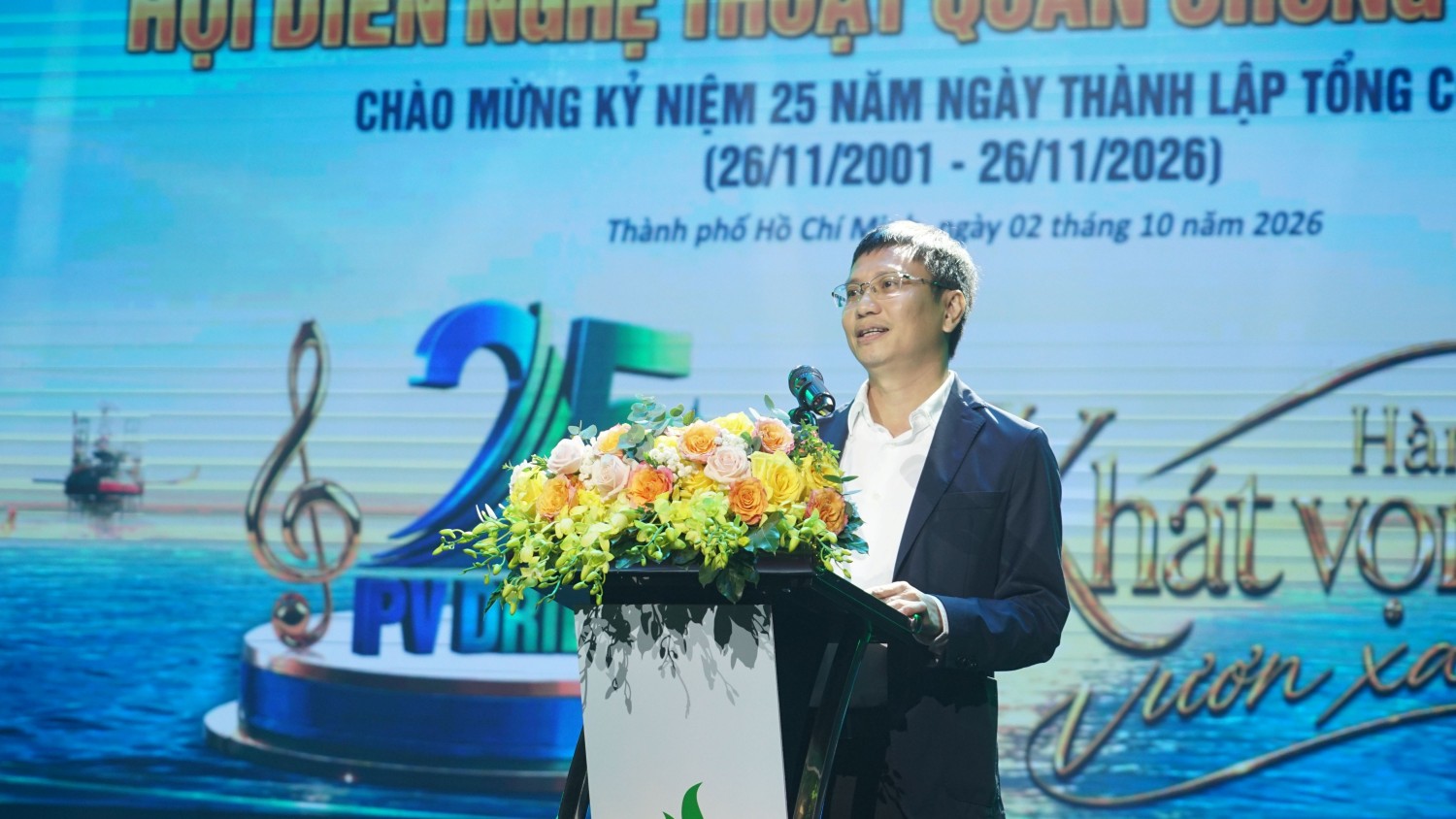 Ông Nguyễn Thế Sơn - Phó Bí thư Đảng ủy, Thành viên HĐQT PV Drilling phát biểu tại chương trình