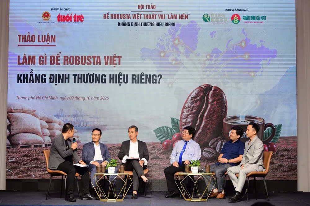 Các chuyên gia đề xuất giải pháp xây dựng thương hiệu cà phê Robusta Việt Nam.