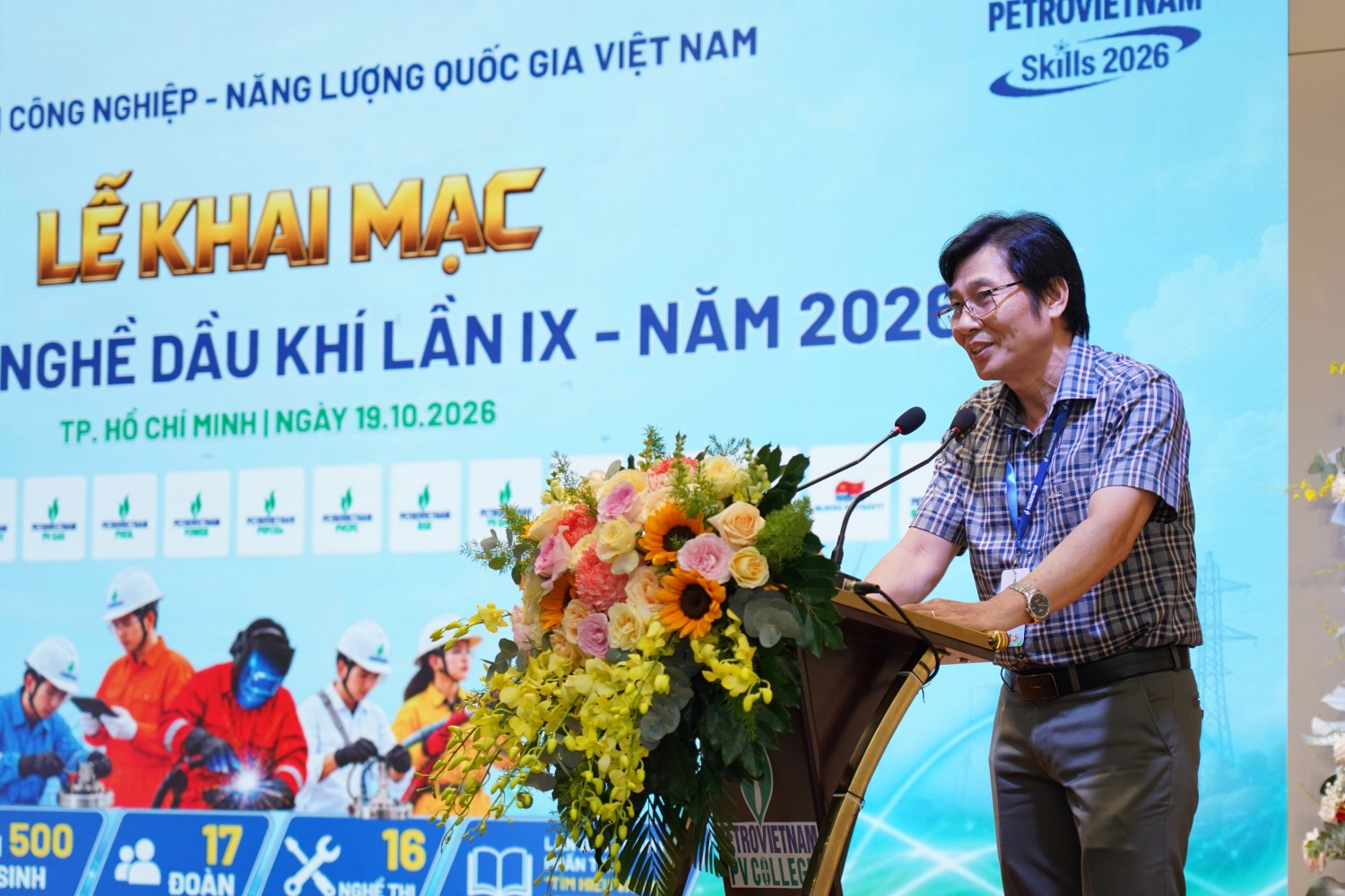 Ông Võ Long Hải – Giám khảo nghề Lắp đặt điện, đại diện Ban Giám khảo Hội thi cam kết đánh giá bài thi trên cơ sở tiêu chí, thang điểm đã được thống nhất; bảo đảm khách quan, công tâm, chính xác, công bằng và minh bạch.