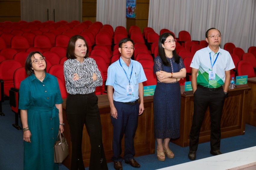 Ban Tổ chức rà soát công tác chuẩn bị Lễ khai mạc Hội thi.