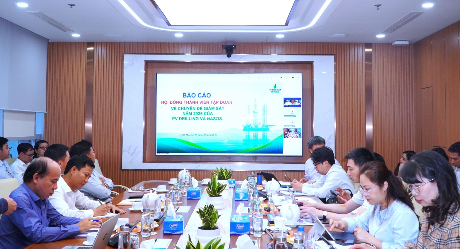 Chương trình giám sát thường niên của HĐTV Tập đoàn họp trực tiếp tại trụ sở PV Drilling và trực tuyến từ Hà Nội.