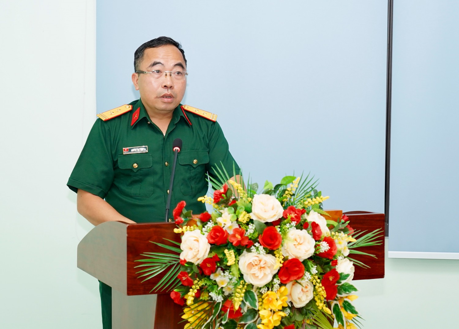 Đồng chí Nguyễn Văn Định, Phó Chủ tịch Hội CCB PETROVIETNAM phát biểu bế mạc chương trình.