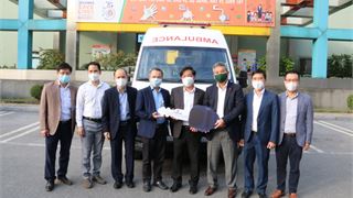 Petrovietnam trao tặng xe cứu thương cho Bệnh viện Nhi Trung ương phục vụ công tác phòng, chống dịch Covid-19