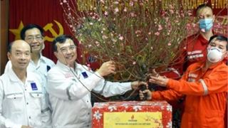 [Video]Thăm, chúc Tết giàn công nghệ trung tâm 3, mỏ Bạch Hổ, Liên doanh Việt - Nga Vietsovpetro