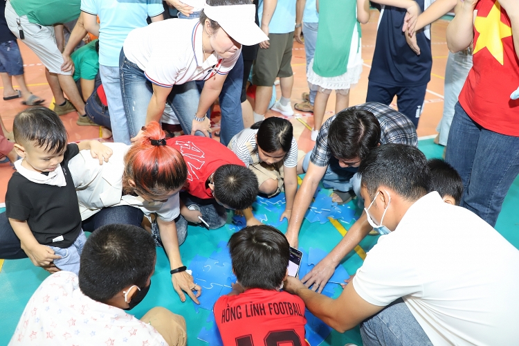Ngày hội gia đình Vietsovpetro 2022: “Đồng hành và tiếp bước tương lai” Ngày hội gia đình Vietsovpetro 2022: “Đồng hành và tiếp bước tương lai”