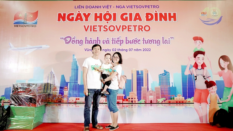 Ngày hội gia đình Vietsovpetro 2022: “Đồng hành và tiếp bước tương lai” Ngày hội gia đình Vietsovpetro 2022: “Đồng hành và tiếp bước tương lai”