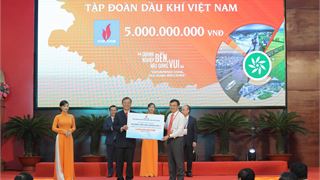 Petrovietnam và PV GAS trao tặng 10 tỷ đồng xây dựng trường học tại tỉnh Hậu Giang