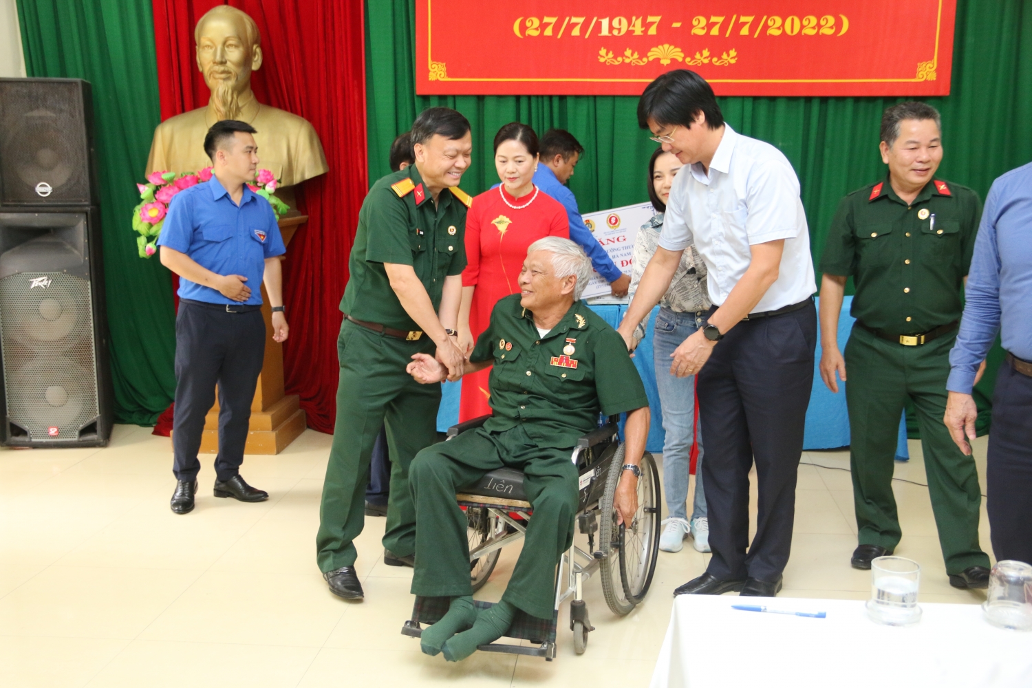 Hội CCB Tập đoàn và Công đoàn DKVN tri ân các thương bệnh binh, người có công tại Thái Bình, Hà Nam Hội CCB Tập đoàn và Công đoàn DKVN tri ân các thương bệnh binh, người có công tại Thái Bình, Hà Nam