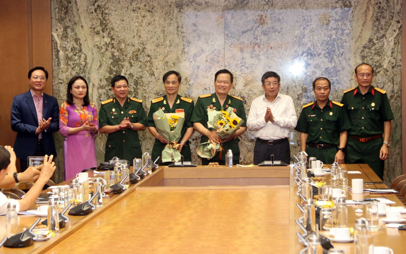 'Ân tình tháng 7, tiếp nối truyền thống, tự hào khát vọng vươn lên'