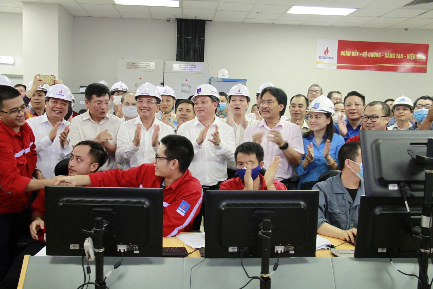 Sáng mãi dấu chân những người tiên phong tại Thái Bình 2 Sáng mãi dấu chân những người tiên phong tại Dự án Nhiệt điện Dầu khí Thái Bình 2