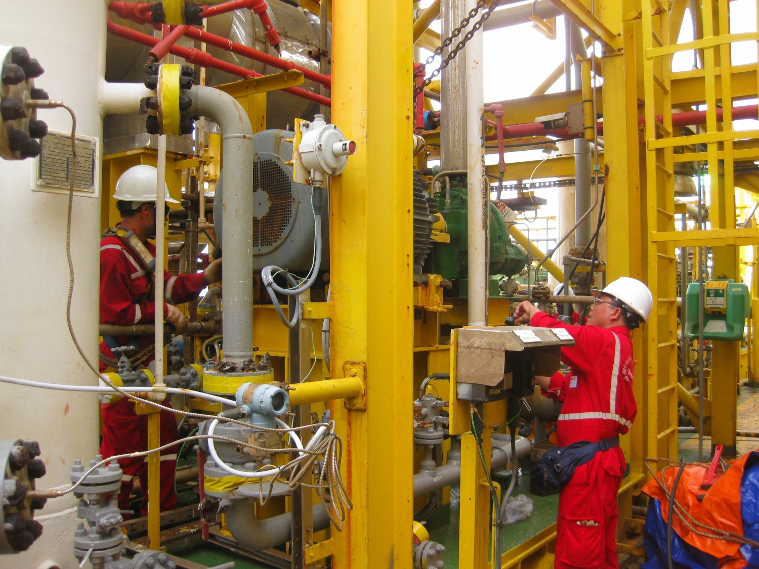 PPS tổ chức Lễ chào cờ mừng ngày Quốc khánh 2/9 trên tàu FPSO Ruby II PPS tổ chức Lễ chào cờ mừng ngày Quốc khánh 2/9 trên tàu FPSO Ruby II