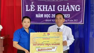 PVCFC khởi động mùa học bổng mới 2022-2023