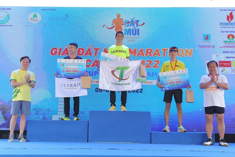 Ấn tượng sâu sắc cung đường Marathon Đất Mũi 2022 - Cúp Petrovietnam