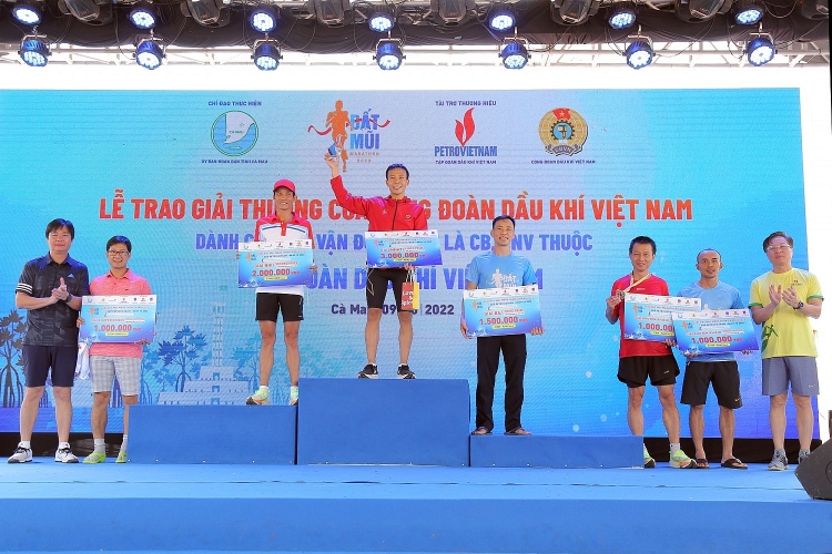 Ấn tượng sâu sắc cung đường Marathon Đất Mũi 2022 - Cúp Petrovietnam