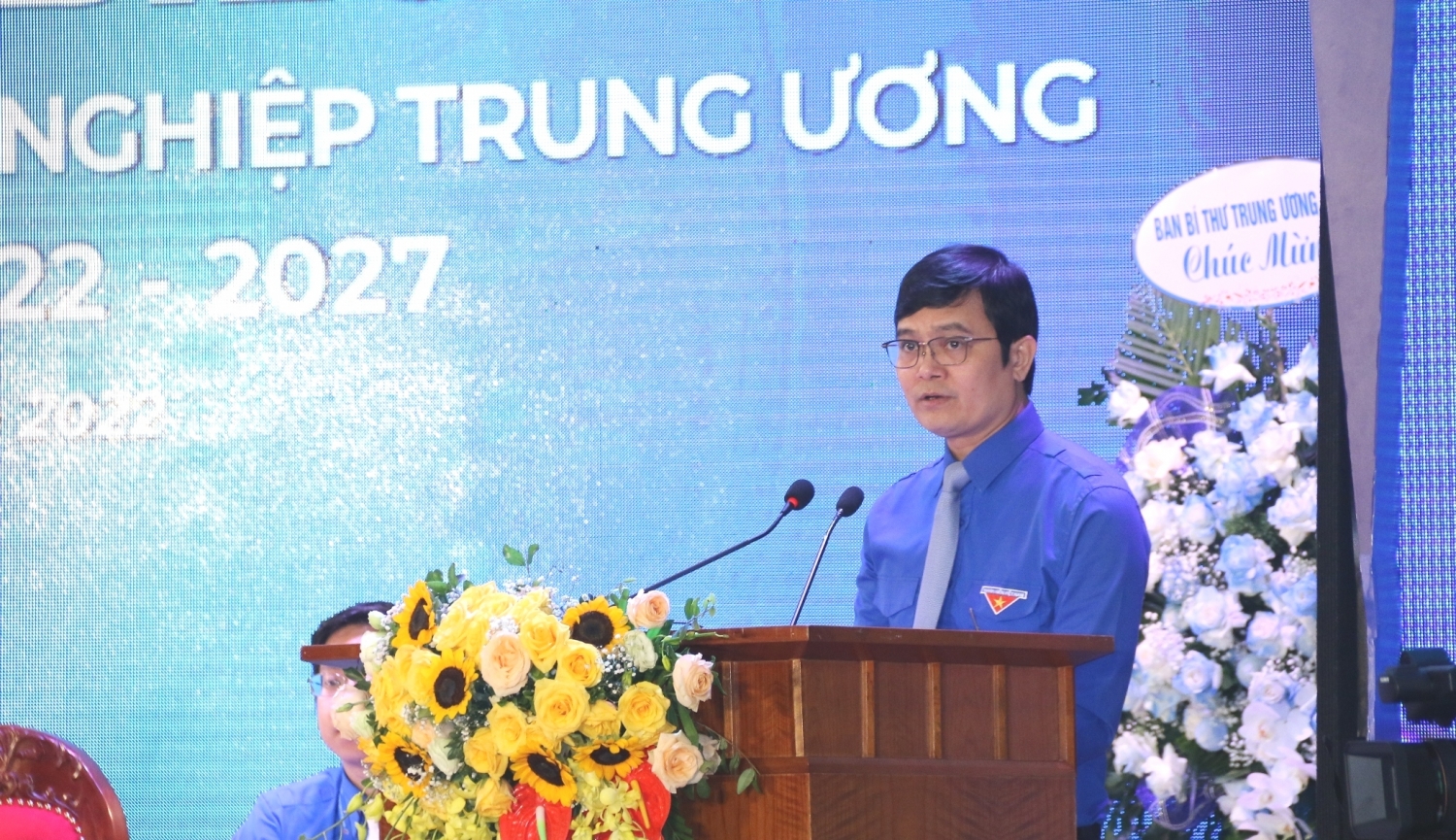 Tuổi trẻ Khối Doanh nghiệp Trung ương: Đoàn kết - Tiên phong - Bản lĩnh - Sáng tạo Tuổi trẻ Khối Doanh nghiệp Trung ương: Đoàn kết - Tiên phong - Bản lĩnh - Sáng tạo