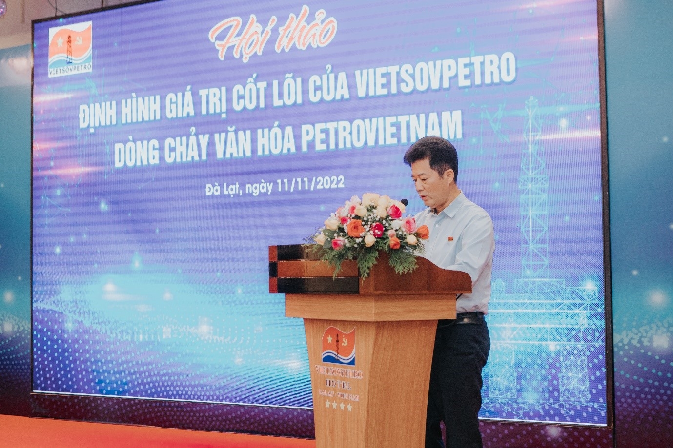 Định hình giá trị cốt lõi của Vietsovpetro trong dòng chảy văn hóa Petrovietnam Định hình giá trị cốt lõi của Vietsovpetro trong dòng chảy văn hóa Petrovietnam