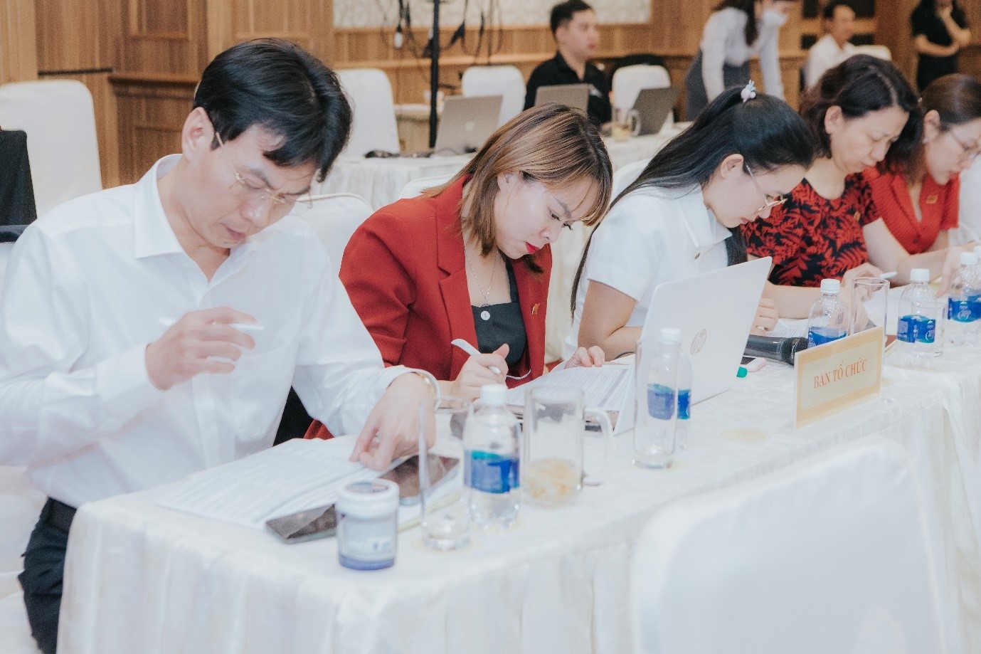 Định hình giá trị cốt lõi của Vietsovpetro trong dòng chảy văn hóa Petrovietnam Định hình giá trị cốt lõi của Vietsovpetro trong dòng chảy văn hóa Petrovietnam
