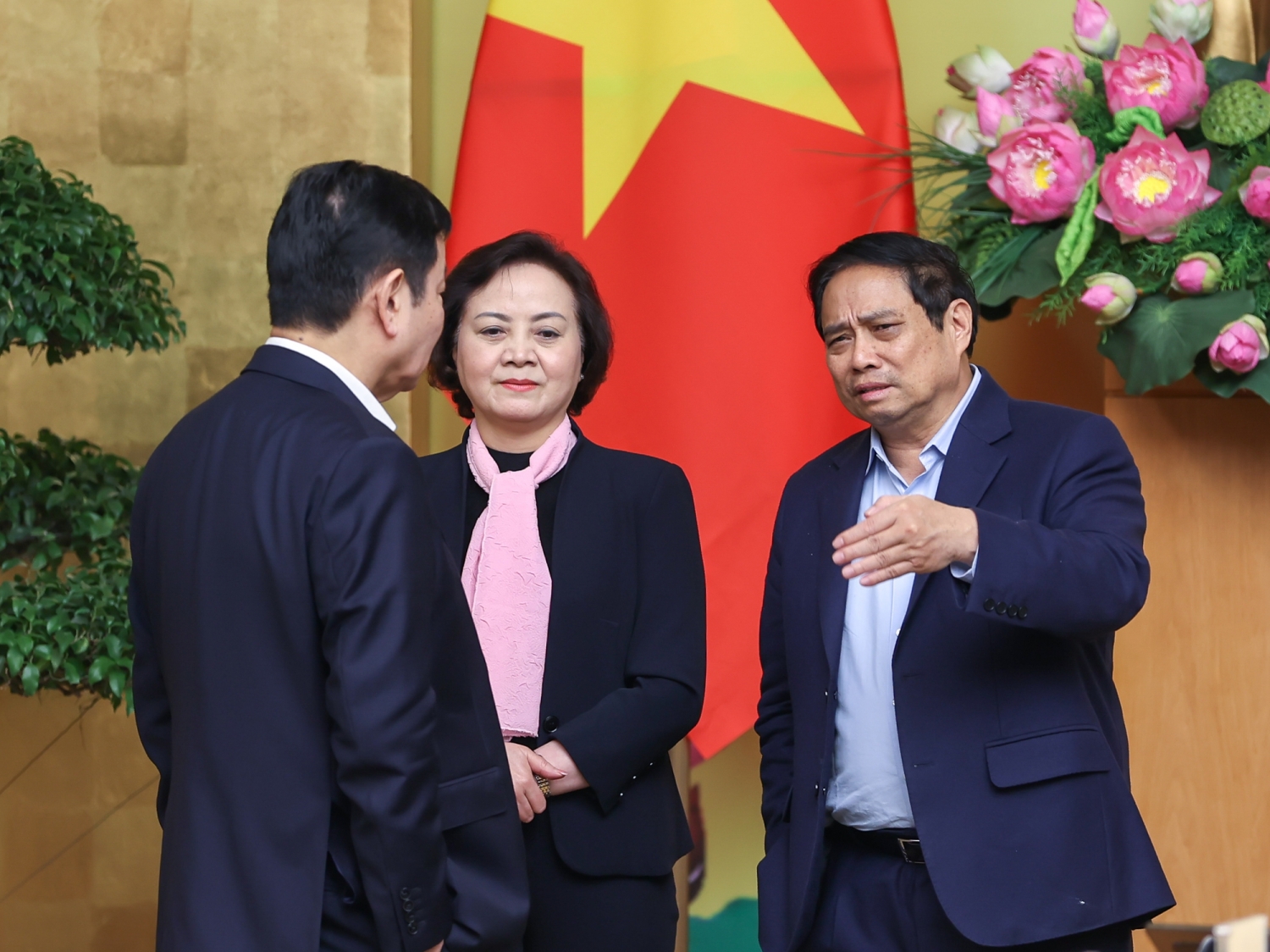 Thủ tướng: Chuyển đổi số cần sự quyết tâm, quyết liệt, đổi mới sáng tạo trong lãnh đạo, chỉ đạo, điều hành Thủ tướng: Chuyển đổi số cần sự quyết tâm, quyết liệt, đổi mới sáng tạo trong lãnh đạo, chỉ đạo, điều hành