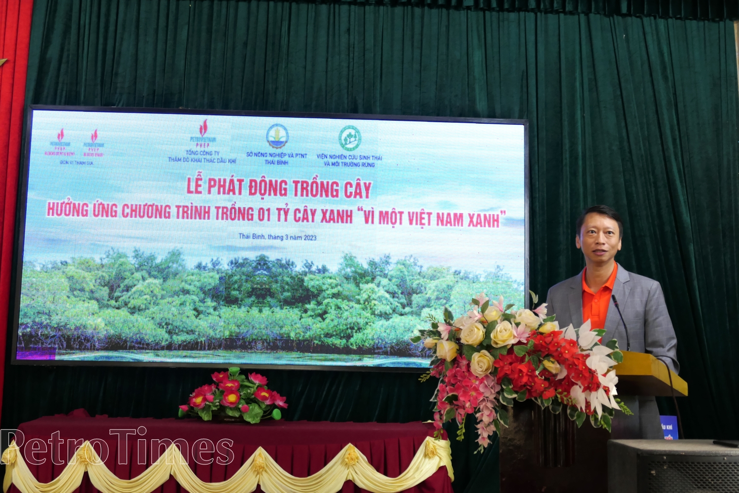 PVEP tài trợ 50.000 cây xanh rừng phòng hộ ven biển cho tỉnh Thái Bình