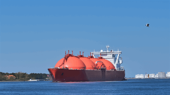 Philippines nhận lô tàu hàng LNG đầu tiên”