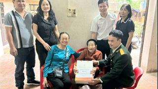 Hội Cựu chiến binh PVEP thăm và tặng quà Mẹ Việt Nam anh hùng