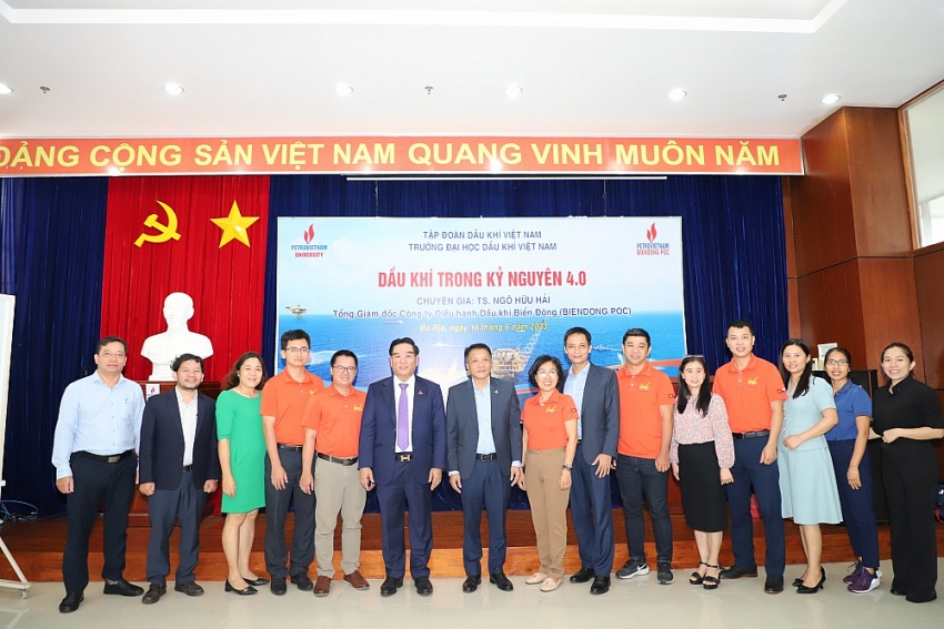PVU tổ chức nói chuyện chuyên đề với chủ đề “Dầu khí trong kỷ nguyên 4.0”