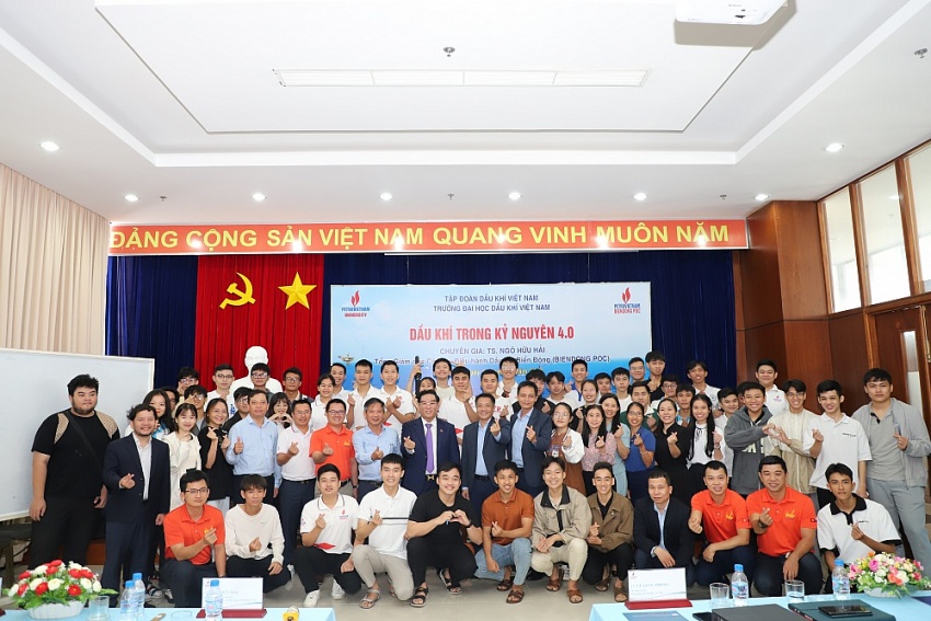 PVU tổ chức nói chuyện chuyên đề với chủ đề “Dầu khí trong kỷ nguyên 4.0”