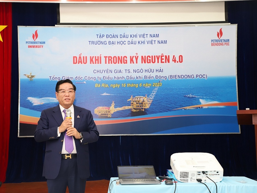 PVU tổ chức nói chuyện chuyên đề với chủ đề “Dầu khí trong kỷ nguyên 4.0”