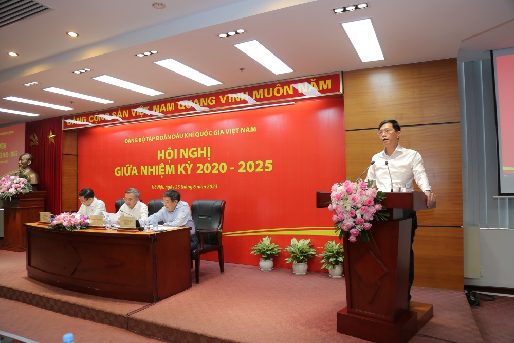 Quyết tâm thực hiện thắng lợi nhiệm vụ cả nhiệm kỳ 2020 - 2025