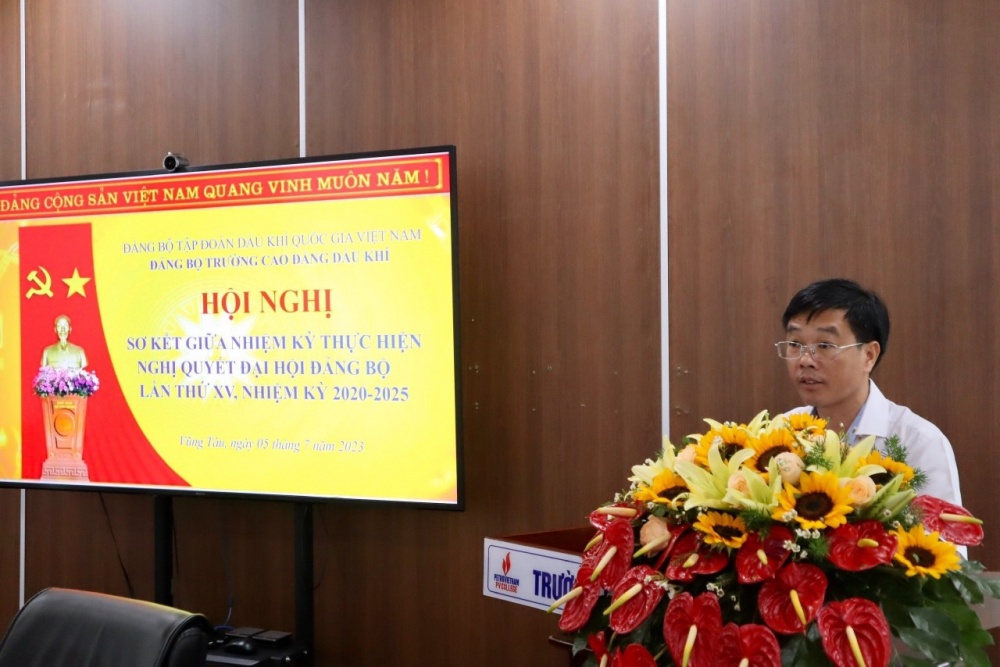 Đảng ủy PVCollege sơ kết giữa nhiệm kỳ 2020-2025 Đảng ủy PVCollege sơ kết giữa nhiệm kỳ 2020-2025