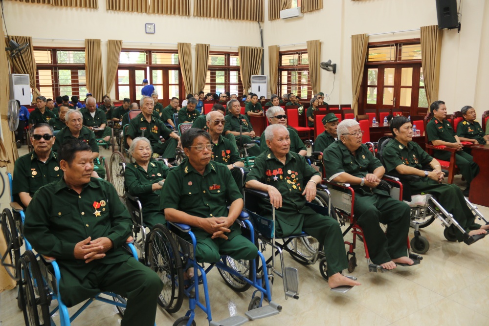 Đoàn công tác Petrovietnam tri ân người có công tại tỉnh Thái Bình và Hà Nam Đoàn công tác Petrovietnam tri ân người có công tại tỉnh Thái Bình và Hà Nam