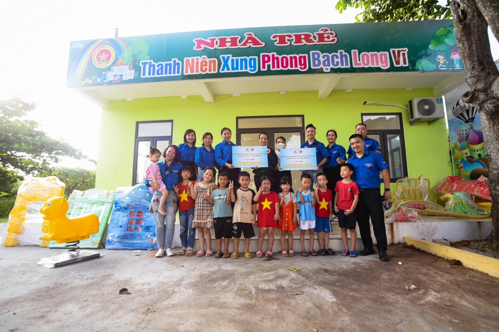 Tuổi trẻ Dầu khí tổ chức loạt hoạt động ý nghĩa tại huyện đảo Bạch Long Vĩ Tuổi trẻ Dầu khí triển khai nhiều hoạt động ý nghĩa tại huyện đảo Bạch Long Vĩ