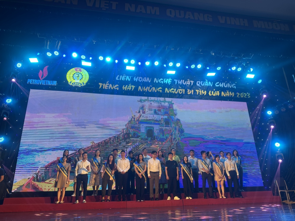 Các đơn vị sẵn sàng cho Liên hoan nghệ thuật “Tiếng hát những người đi tìm lửa” Các đơn vị sẵn sàng cho Liên hoan nghệ thuật “Tiếng hát những người đi tìm lửa”