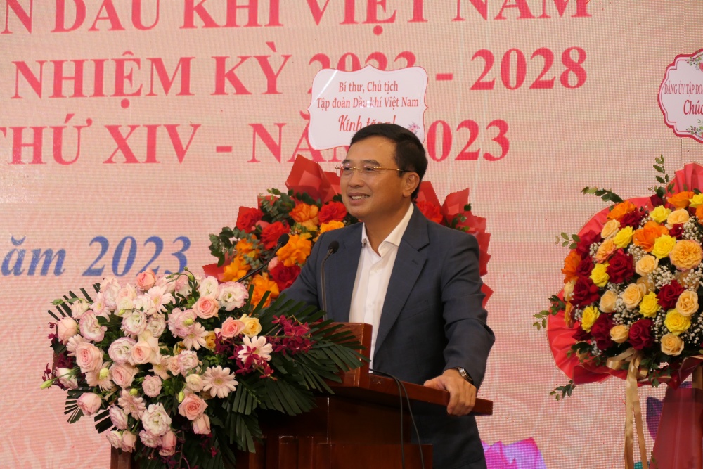 CĐDK VN gặp mặt, tri ân các nguyên cán bộ Công đoàn khu vực phía Bắc CĐDK VN gặp mặt, tri ân các nguyên cán bộ Công đoàn khu vực phía Bắc